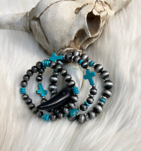 Cross Navajo Pearl Bracelet Set {Silver}