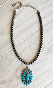 The Charis Necklace
