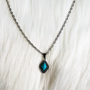 Dainty Lukasey Necklace {Turquoise}